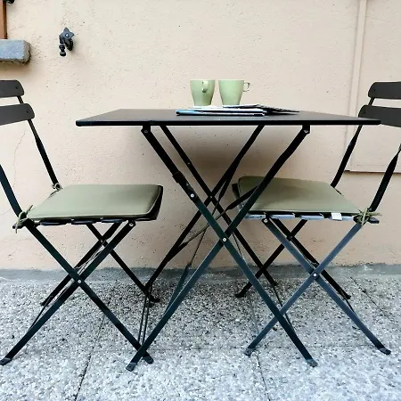 Casa Verde A Como, Con Parcheggio *